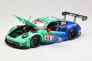 Porsche 911 992 GT3 R Falken #44 D. Eriksson / T. Heinemann 24 Hours of Nurburgring 2023 Minichamps 1:18 113236344 Metall — Bild 2 von 8