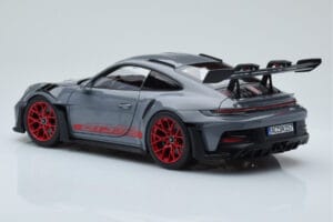 Porsche 911 992 GT3 RS Arctic Grau Pyro Rot Norev 1:18 187350 Metall — Bild 7 von 8