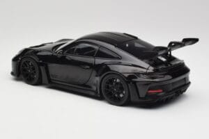 Porsche 911 992 GT3 RS Schwarz & Schwarz Felgen Concept Minichamps 1:18 911992003 Metall — Bild 7 von 8