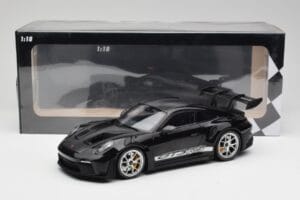 Porsche 911 992 GT3 RS Schwarz Mit Silbernen Felgen Minichamps 1:18 155062231 Metall — Bild 6 von 6