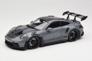 Porsche 911 992 GT3 RS Crayon Weissach Package & Black Wheels Minichamps 1:18 110062024 Metall