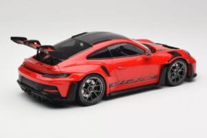Porsche 911 992 GT3 RS Guards Rot & Silberne Räder Weissach Package Minichamps 1:18 153062246 Metall — Bild 2 von 6