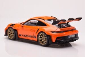 Porsche 911 992 GT3 RS Gulf Orange Norev 1:18 187360 Metall — Bild 7 von 8