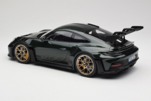 Porsche 911 992 GT3 RS Jet Green Metallic Black Norev 1:12 127532 Metall — Bild 5 von 6