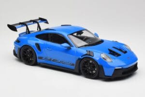 Porsche 911 992 GT3 RS Shark Blau & Schwarze Räder Minichamps 1:18 153062233 Metall — Bild 4 von 6