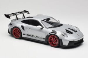 Porsche 911 992 GT3 RS Silber & Rote Räder Minichamps 1:18 153062241 Metall — Bild 4 von 6