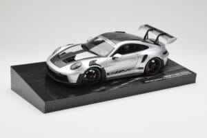 Porsche 911 992 GT3 RS Silber Weissach Package Minichamps 1:18 110062020 Metall — Bild 2 von 8