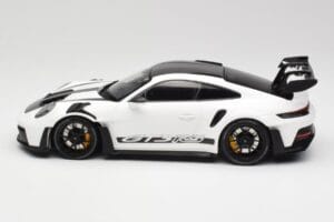 Porsche 911 992 GT3 RS Weiß & Schwarze Räder Minichamps 1:18 155062230 Metall — Bild 3 von 6