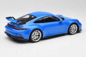 Porsche 911 992 GT3 Shark Blau & Silber Räder Minichamps 1:18 143069015 Resin — Bild 2 von 6