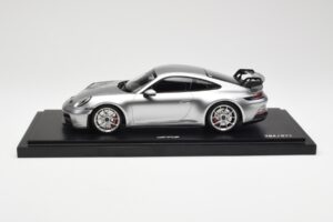 Porsche 911 992 GT3 Silber Minichamps 1:18 WAP0211510M004 Resin — Bild 3 von 7