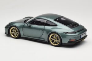 Porsche 911 992 GT3 Touring Package Malachite Green Metallic Norev 1:18 187382 Metall — Bild 7 von 8
