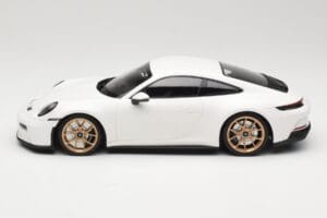 Porsche 911 992 GT3 Touring Weiß Neodyme Wheels Minichamps 1:18 117069022 Metall — Bild 3 von 6