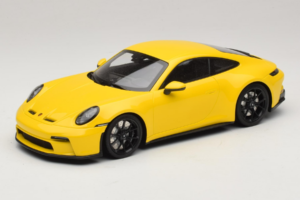 Porsche 911 992 GT3 Touring Gelb Schwarze Felgen Minichamps 1:18 117069021 Metall