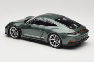 Porsche 911 992 S/T Malachite Green Metallic Norev 1:18 187472 Metall — Bild 7 von 8