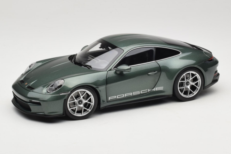 Porsche 911 992 S/T Malachite Green Metallic Norev 1:18 187472 Metall