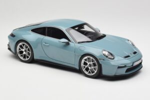 Porsche 911 992 S/T Meissen Blue Norev 1:18 187470 Metall — Bild 6 von 8