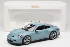 Porsche 911 992 S/T Meissen Blue Norev 1:18 187470 Metall — Bild 8 von 8