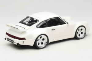Porsche 911 992 Strosek Giga White GT Spirit 1:18 GT525 Resin — Bild 2 von 6