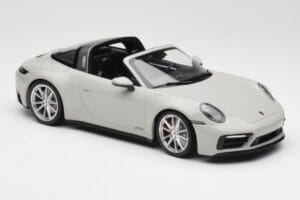 Porsche 911 992 Targa 4 GTS Grau Minichamps 1:18 155061064 Metall — Bild 4 von 6