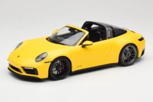 Porsche 911 992 Targa 4 GTS Gelb Minichamps 1:18 153061064 Metall
