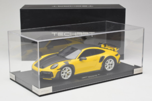 Porsche 911 992 TechArt GTstreet R Gelb Mit Weißen Rädern TechArt 1:18 REMC015 Resin — Bild 6 von 6
