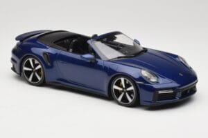 Porsche 911 992 Turbo S Cabriolet Blue Metallic Minichamps 1:18 155069081 Metall — Bild 4 von 6