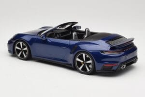 Porsche 911 992 Turbo S Cabriolet Blue Metallic Minichamps 1:18 155069081 Metall — Bild 5 von 6
