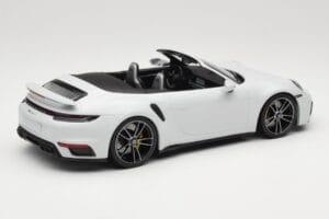 Porsche 911 992 Turbo S Cabriolet White Metallic Minichamps 1:18 155069080 Metall — Bild 2 von 6