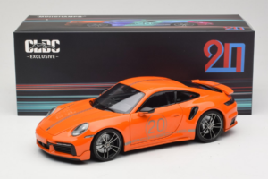 Porsche 911 992 Turbo S Coupe Sport Design Orange Minichamps 1:18 113069074 Metall — Bild 8 von 8