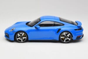 Porsche 911 992 Turbo S Gentian Blau Minichamps 1:18 155069074 Metall — Bild 3 von 6