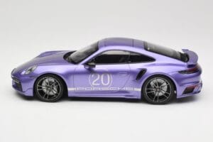 Porsche 911 992 Turbo S Sport Design Package Viola Metallic Minichamps 1:18 155069174 Metall — Bild 3 von 6