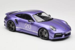 Porsche 911 992 Turbo S Sport Design Package Viola Metallic Minichamps 1:18 155069174 Metall — Bild 4 von 6