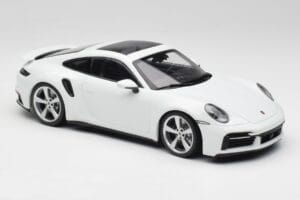 Porsche 911 992 Turbo S Weiß Concept Minichamps 1:18 WAP0211620CNP Metall — Bild 4 von 6
