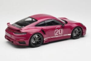 Porsche 911 992 Turbo S mit Sport Design Package Rot Minichamps 1:18 155069172 Metall — Bild 2 von 6
