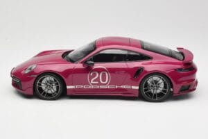 Porsche 911 992 Turbo S mit Sport Design Package Rot Minichamps 1:18 155069172 Metall — Bild 3 von 6