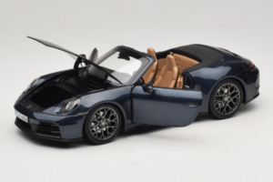 Porsche 911 992.2 Carrera Cabriolet Yachting Blue Norev 1:18 187180 Metall — Bild 2 von 8