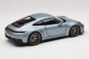 Porsche 911 992.2 Carrera Polar Silver Metallic Norev 1:18 187170 Metall — Bild 3 von 8