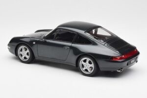 Porsche 911 993 Carrera Grün Metallic AUTOart 1:18 78134 Metall — Bild 7 von 8