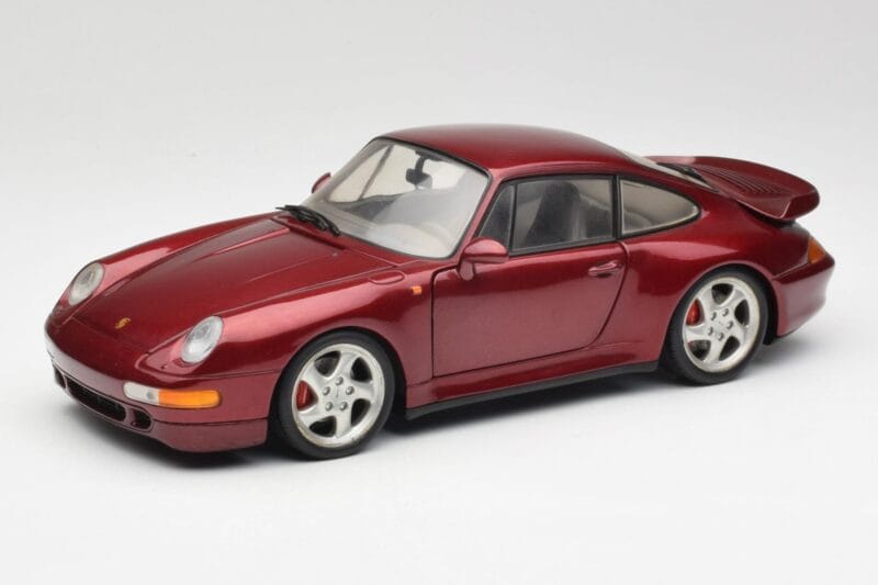 Porsche 911 993 Turbo Arena Rot Metallic UT Models 1:18 27811 Metall