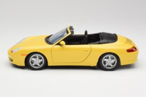 Porsche 911 996 Cabriolet Speed Gelb UT Models 1:18 27906 Metall — Bild 4 von 8