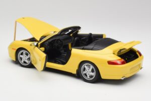 Porsche 911 996 Cabriolet Speed Gelb UT Models 1:18 27906 Metall — Bild 5 von 8