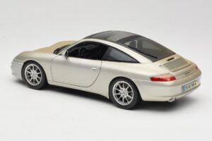 Porsche 911 996 Carrera 4S Silber Maisto 1:18 WAP02102212 Metall — Bild 7 von 8