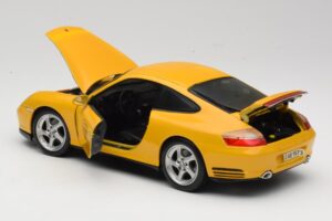 Porsche 911 996 Carrera 4S Gelb Maisto 1:18 WAP02101610 Metall — Bild 5 von 8