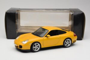 Porsche 911 996 Carrera 4S Gelb Maisto 1:18 WAP02101610 Metall — Bild 8 von 8