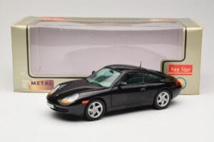 Porsche 911 996 Carrera Schwarz Sun Star 1:18 1202 Metall — Bild 8 von 8