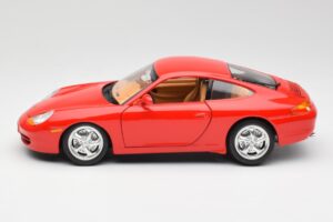 Porsche 911 996 Carrera Rot Bburago 1:18 3385 Metall — Bild 4 von 8