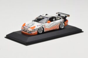 Porsche 911 996 GT3 Cup Mobil 1 #1 VIP Car 2004 Minichamps 1:43 WAP02012115-R1 Metall — Bild 2 von 4