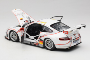 Porsche 911 996 GT3 RSR #83 P. Ehret / C. Ried / C. Menzel 24 Hours of Le Mans 2006 Minichamps 1:18 PORSCHE004 Metall — Bild 5 von 8