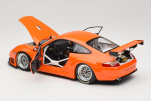 Porsche 911 996 GT3 RSR Orange ALMS 2004 Minichamps 1:18 100046402 Metall — Bild 5 von 8