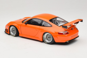Porsche 911 996 GT3 RSR Orange ALMS 2004 Minichamps 1:18 100046402 Metall — Bild 7 von 8